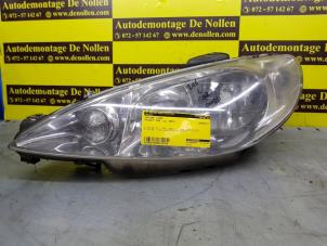 Used Headlight, left Peugeot 206 (2A/C/H/J/S) 1.6 16V Price € 19,95 Margin scheme offered by de Nollen autorecycling