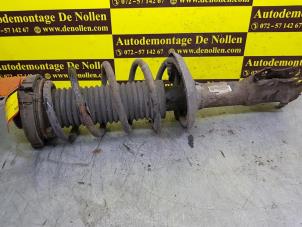 Used Front shock absorber rod, left Volkswagen Polo III (6N2) 1.9 SDI Price € 50,00 Margin scheme offered by de Nollen autorecycling