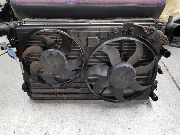 Cooling set from a Volkswagen Polo V (6R) 1.8 GTI 16V 2017