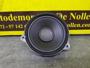 Used Speaker cap Landrover Range Rover Evoque (LVJ/LVS) 2.0 Si4 16V Price € 25,00 Margin scheme offered by de Nollen autorecycling