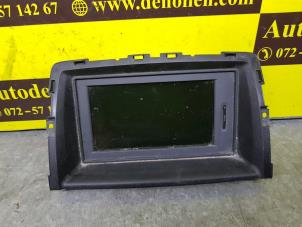 Used Navigation control panel Renault Trafic New (FL) 2.0 dCi 16V 115 Price € 150,00 Margin scheme offered by de Nollen autorecycling