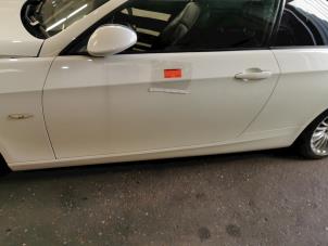 Używane Drzwi lewe wersja 2-drzwiowa BMW 3 serie (E92) 320i 16V Cena € 150,00 Procedura marży oferowane przez de Nollen autorecycling