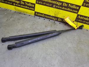 Used Set of gas struts for boot Peugeot 207/207+ (WA/WC/WM) 1.6 16V RC Turbo Price € 50,00 Margin scheme offered by de Nollen autorecycling
