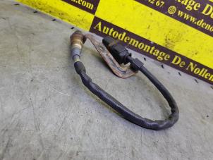 Lambda probe from a Opel Insignia Country Tourer 2.0 CDTI 16V 130 ecoFLEX 2011