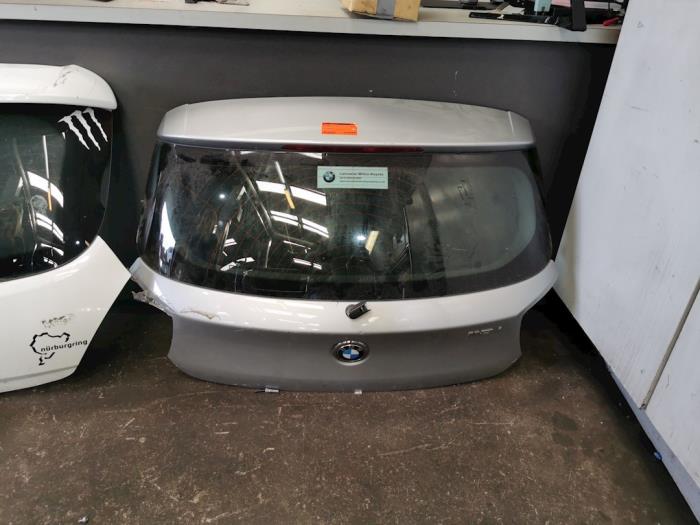 Tailgate from a BMW 1 serie (F20) 118i 1.6 16V 2015
