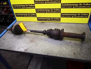 Used Front drive shaft, right Volkswagen Transporter T5 1.9 TDi Price € 125,00 Margin scheme offered by de Nollen autorecycling