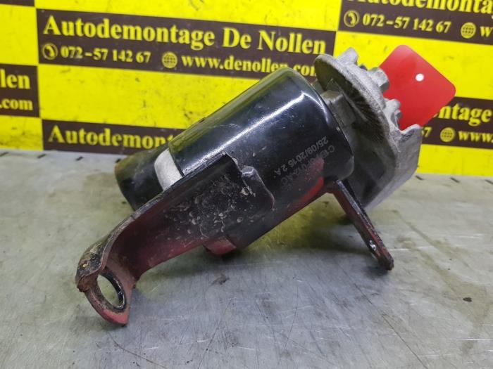 Used Engine mount Ford Fiesta 7 1.1 Ti-VCT 12V 85 Price € 54,45 Inclusive VAT offered by autodemontage denollen