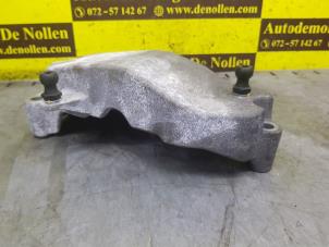 Used Engine mount Mercedes A (W176) 1.6 A-200 16V Price € 60,50 Inclusive VAT offered by de Nollen autorecycling