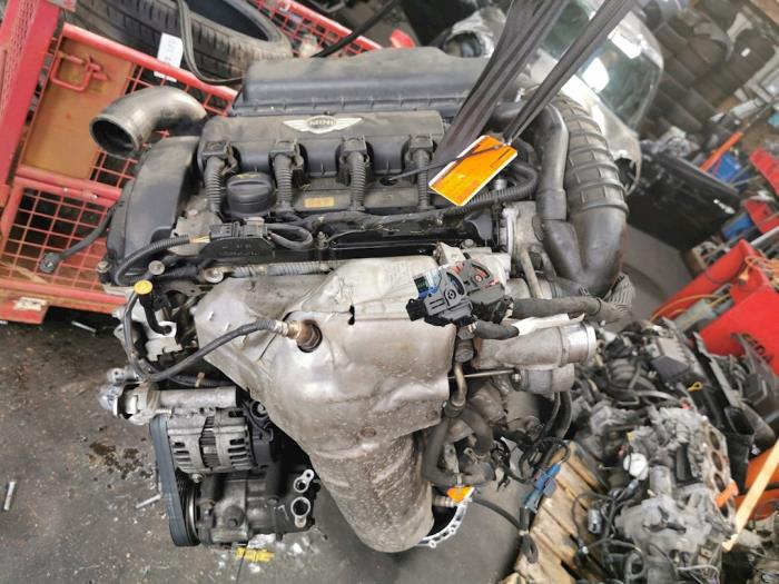Engine from a MINI Mini (R56) 1.6 16V Cooper S 2008