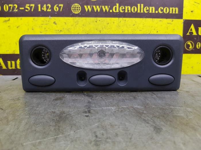 Begagnade Innerbelysning, fram Mini Mini Cooper S (R53) 1.6 16V Pris € 20,00 Marginaltabell erbjuds av autodemontage denollen