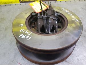 Used Brake disc + block front Ford Fiesta 5 (JD/JH) 1.6 TDCi Price on request offered by de Nollen autorecycling