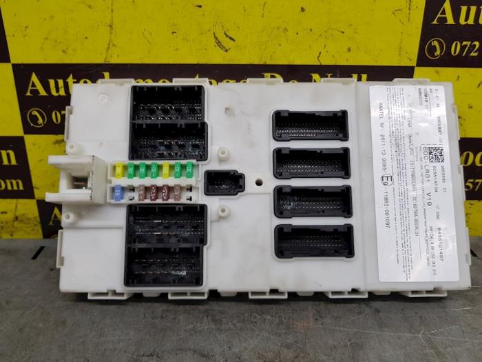 Fuse box BMW 2 serie Active Tourer 218i 1.5 TwinPower Turbo 12V ...