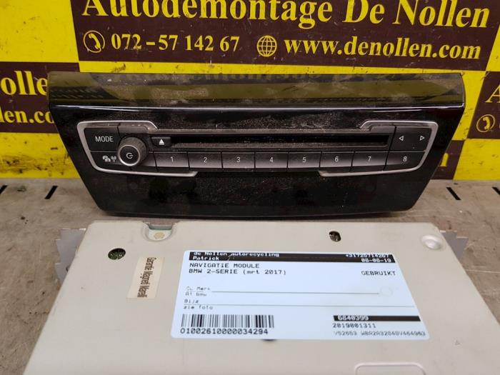 Navigation module from a BMW 2 serie Active Tourer (F45) 218i 1.5 TwinPower Turbo 12V 2017