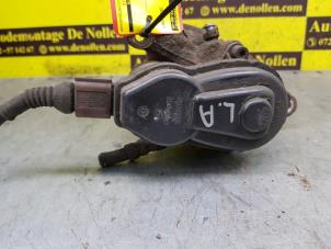 Used Rear brake calliper, left Audi A5 (8T3) 1.8 TFSI 16V Price € 50,00 Margin scheme offered by de Nollen autorecycling