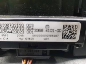 Usados Interruptor de luz de pánico Mercedes Vito (639.7) 2.2 110 CDI 16V Euro 5 Precio € 75,00 Norma de margen ofrecido por de Nollen autorecycling