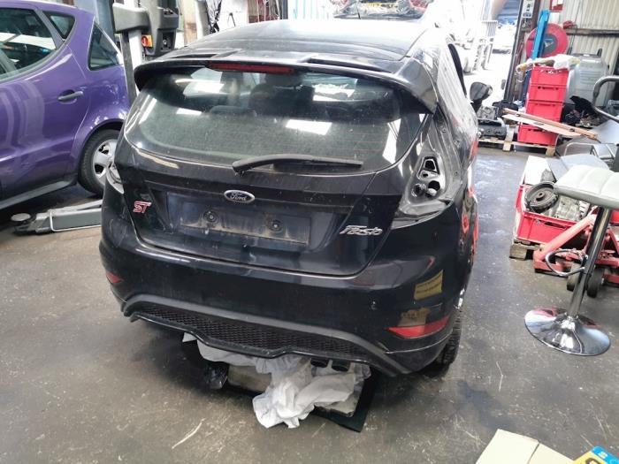 Gebrauchte Abdeckblech Motor Ford Fiesta 6 (JA8) 1.6 ST 16V Preis € 82,28 Mit Mehrwertsteuer angeboten von autodemontage denollen