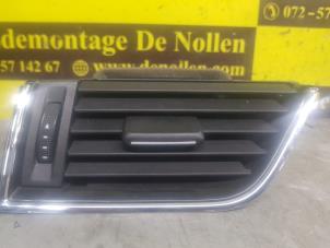 Used Dashboard vent Skoda Octavia (5EAA) 2.0 TDI RS 16V Price € 30,25 Inclusive VAT offered by de Nollen autorecycling