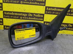 Gebrauchte Außenspiegel links Peugeot 306 (7A/C/S) 1.4 Preis € 16,95 Margenregelung angeboten von de Nollen autorecycling