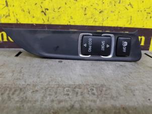 Gebrauchte Schalter BMW 1 serie (F20) 118i 1.6 16V Preis € 75,00 Margenregelung angeboten von de Nollen autorecycling