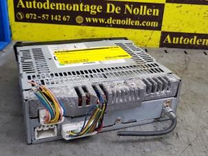 Used CD player Nissan Almera (N16) 1.8 16V Price € 50,00 Margin scheme offered by de Nollen autorecycling