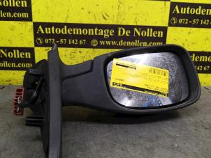 Gebrauchte Außenspiegel links Peugeot 306 (7A/C/S) 1.8i 16V Preis € 25,00 Margenregelung angeboten von de Nollen autorecycling