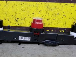 Used Panic lighting switch Fiat 500/595/695 1.4 T-Jet 16V Esse Esse Price € 42,35 Inclusive VAT offered by de Nollen autorecycling
