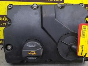 Ventildeckel van een Volkswagen Polo IV (9N1/2/3) 1.4 TDI 70 2007