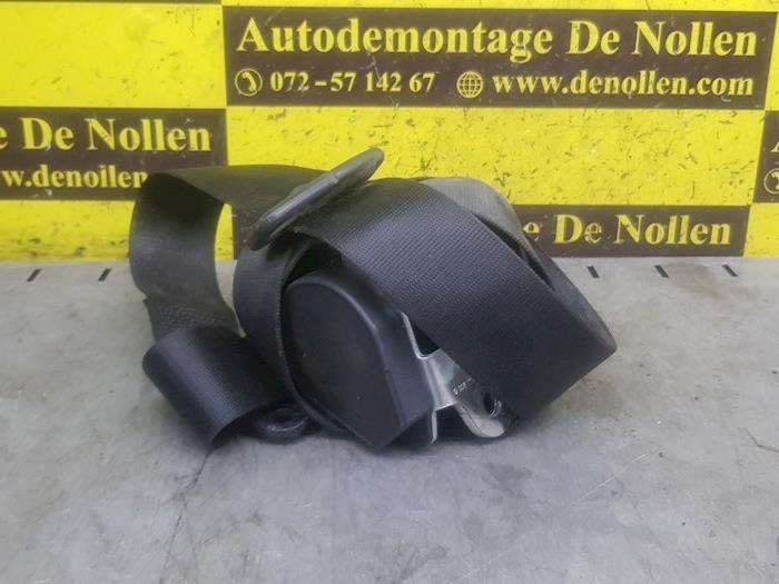 Rear seatbelt, left from a BMW 3 serie Touring (E91) 320d 16V 2007