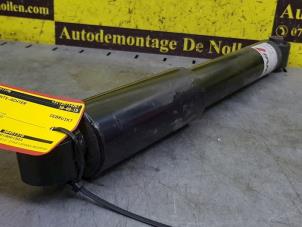 Used Rear shock absorber rod, right Fiat 500/595/695 1.4 T-Jet 16V Esse Esse Price € 90,75 Inclusive VAT offered by de Nollen autorecycling