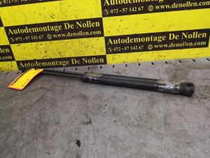 Used Set of tailgate gas struts Mini Clubman (R55) 1.6 16V Cooper Price € 32,61 Inclusive VAT offered by de Nollen autorecycling