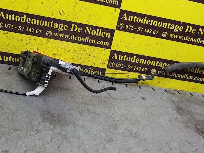 Begagnade Dörrlåsmekanism, 2-dörrars, vänster Citroen Berlingo 1.6 Hdi 16V 90 Pris € 54,45 Inklusive moms erbjuds av autodemontage denollen