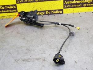Used Bonnet lock mechanism Hyundai i30 (PDEB5/PDEBB/PDEBD/PDEBE) 2.0 N Turbo 16V Performance Pack Price € 90,75 Inclusive VAT offered by de Nollen autorecycling