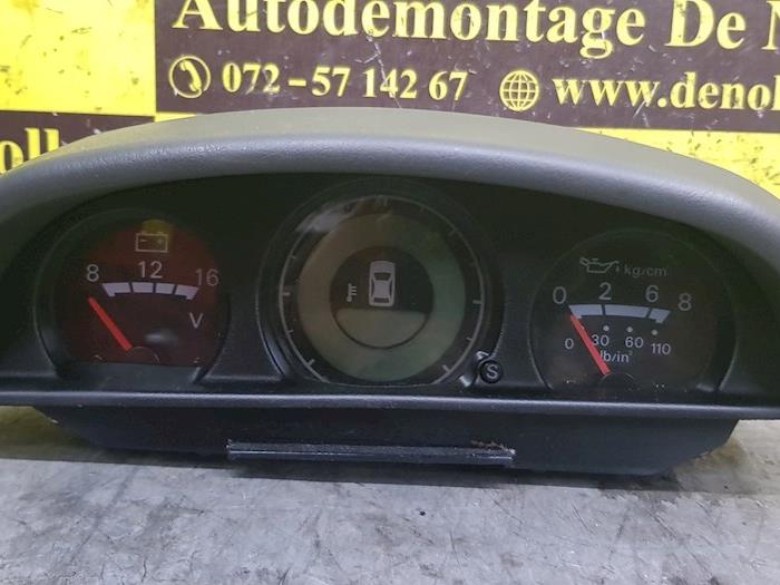 Begagnade Innerdisplay Mitsubishi Pajero Sport (K7/9) 3.0 V6 24V Pris € 45,00 Marginaltabell erbjuds av autodemontage denollen