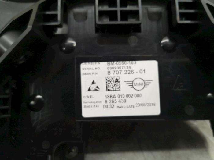 Używane Obrotomierz Mini Mini (F55) 2.0 16V Cooper S Cena € 54,45 Z VAT oferowane przez autodemontage denollen
