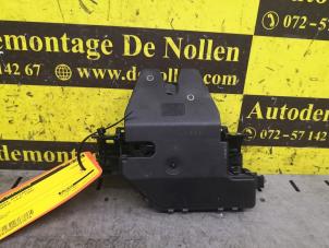 Used Tailgate lock stop BMW 3 serie (E46/4) 316i Price € 25,00 Margin scheme offered by de Nollen autorecycling