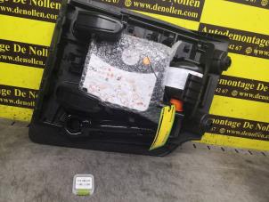Used Tyre repair kit Smart Fortwo Coupé (453.3) 0.9 TCE 12V Price € 151,25 Inclusive VAT offered by de Nollen autorecycling
