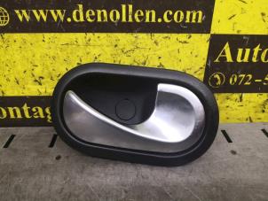 Used Door handle 2-door, left Smart Fortwo Coupé (453.3) 0.9 TCE 12V Price on request offered by de Nollen autorecycling