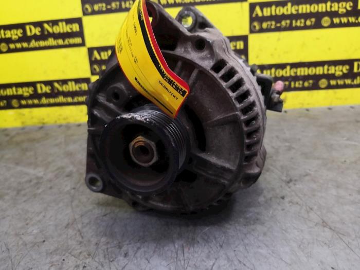 Begagnade Dynamo Ford Mondeo II 1.8i 16V E2/96 EEC Pris € 36,00 Marginaltabell erbjuds av autodemontage denollen