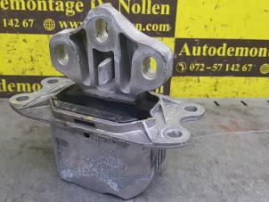 Used Engine mount Mini Countryman (F60) 2.0 16V Cooper S Price € 90,75 Inclusive VAT offered by de Nollen autorecycling