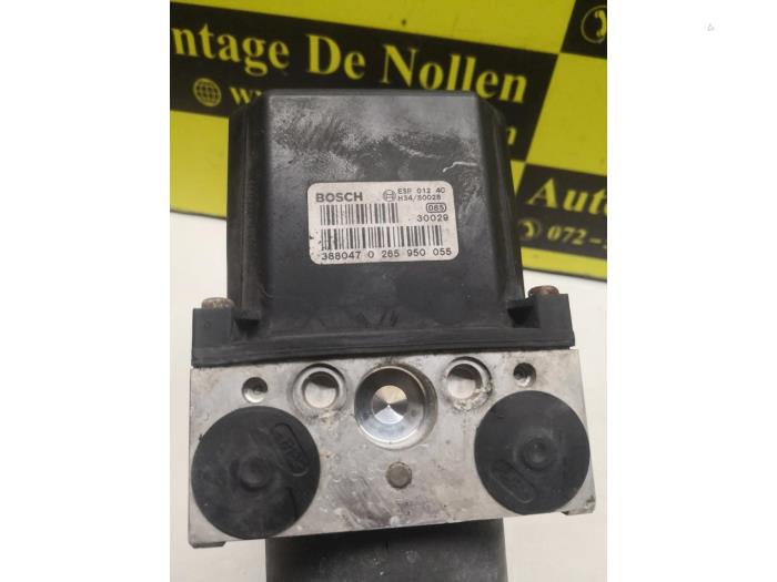 Begagnade ABS-pump Audi A6 Avant (C5) 2.5 TDI V6 24V Pris € 34,00 Marginaltabell erbjuds av autodemontage denollen
