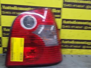 Usagé Feu arrière droit Volkswagen Polo IV (9N1/2/3) 1.9 SDI Prix € 40,00 Règlement à la marge proposé par de Nollen autorecycling