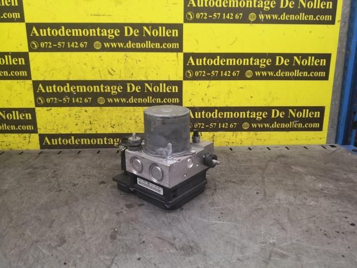 Begagnade ABS-pump Peugeot RCZ (4J) 1.6 16V THP Pris € 214,00 Marginaltabell erbjuds av autodemontage denollen