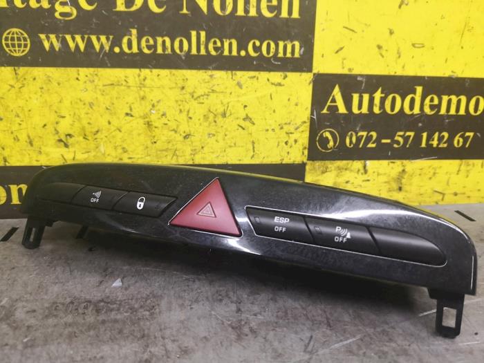 Gebrauchte Schalter Peugeot RCZ (4J) 1.6 16V THP Preis € 40,00 Margenregelung angeboten von autodemontage denollen