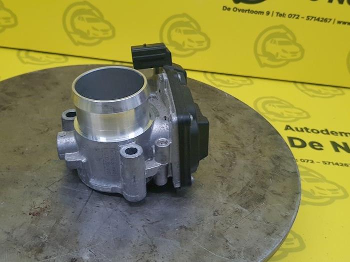 Gebrauchte Drosselklappengehäuse Ford Fiesta 7 1.1 Ti-VCT 12V 85 Preis € 82,28 Mit Mehrwertsteuer angeboten von autodemontage denollen