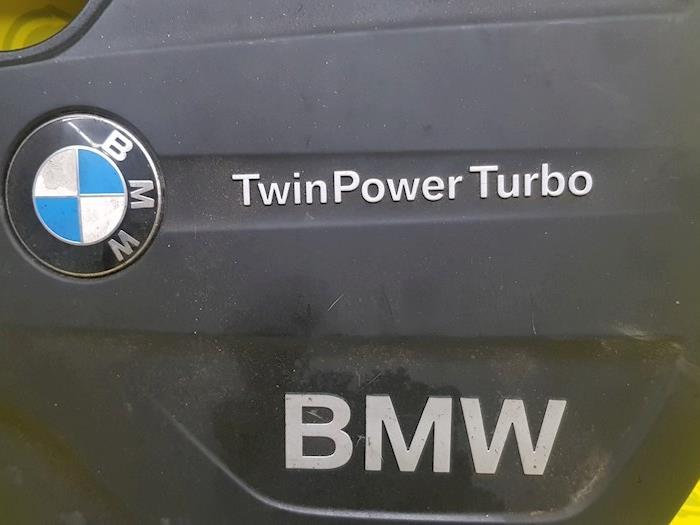 Abdeckblech Motor van een BMW 1 serie (F21) 120d TwinPower Turbo 2.0 16V 2017