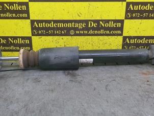 Used Rear shock absorber rod, right BMW 1 serie (F20) 116d 1.5 12V TwinPower Price € 60,00 Margin scheme offered by de Nollen autorecycling