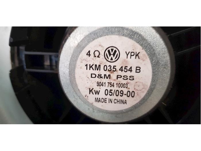 Mechanizm szyby prawej tylnej wersja 4-drzwiowa z Volkswagen Golf VI Variant (AJ5/1KA) 1.4 TSI 122 16V 2009