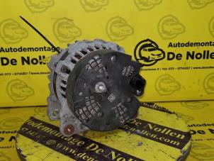 Dynamo från en Audi A4 Avant (B8) 2.0 TDI 177 16V 2013