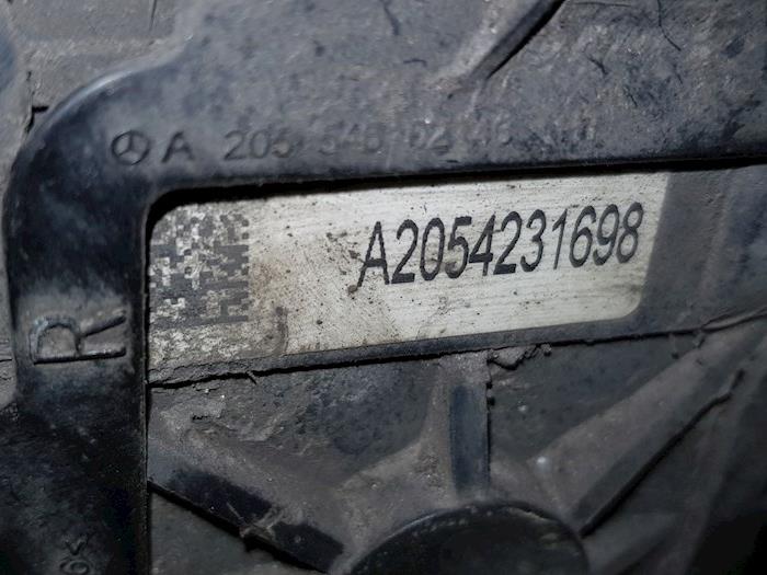 Etrier de frein (pince) arrière droit d'un Mercedes-Benz C Estate (S205) C-220 CDI BlueTEC, C-220 d 2.2 16V 2014