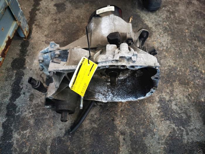 Gearbox from a Renault Twingo (C06) 1.2 16V 2001